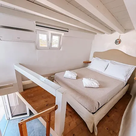 Crystal Apart-hotel 4*