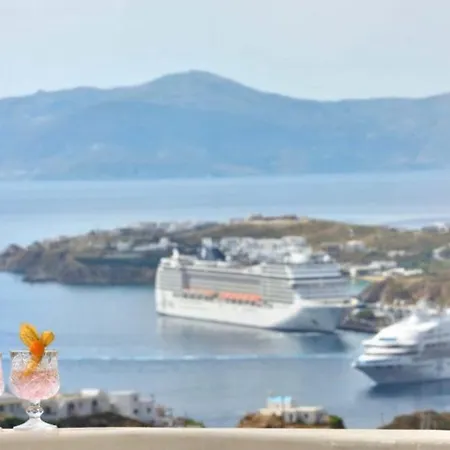 アパートホテル Crystal 4*