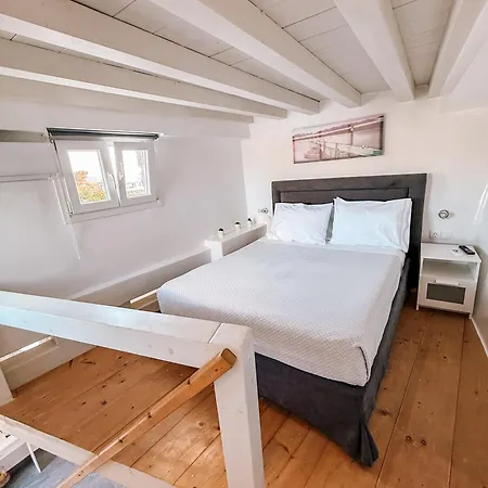 アパートホテル Crystal Mykonos Town