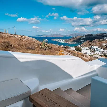 Crystal 아파트호텔