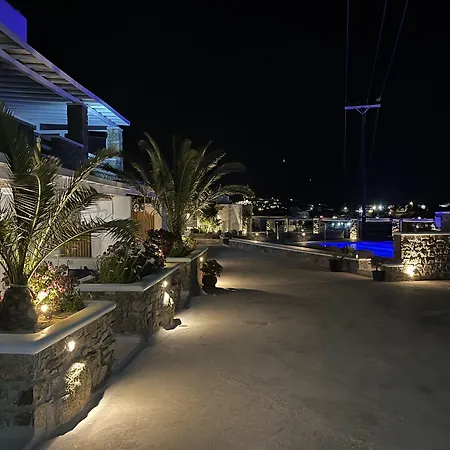 Crystal Apart Otel 4*
