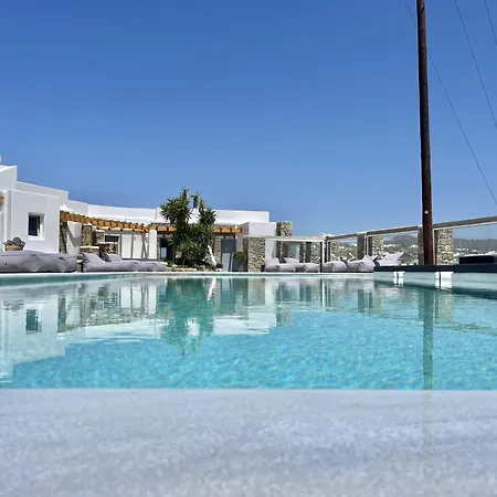 Aparthotel Crystal 4*