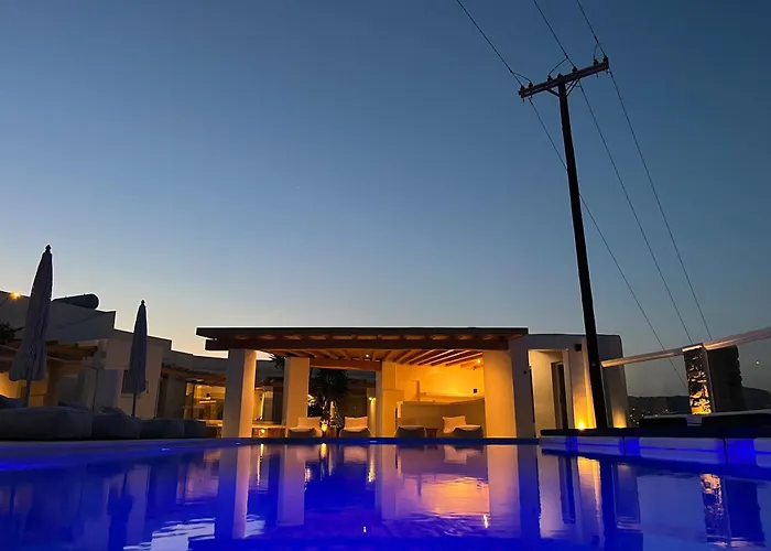 Crystal Aparthotel 4*