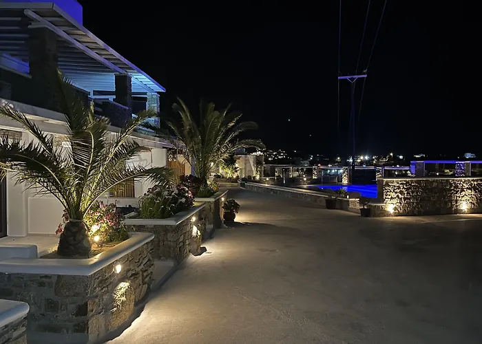 Crystal Aparthotel 4*