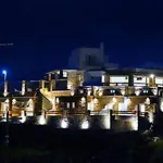 Aparthotel Crystal 4*